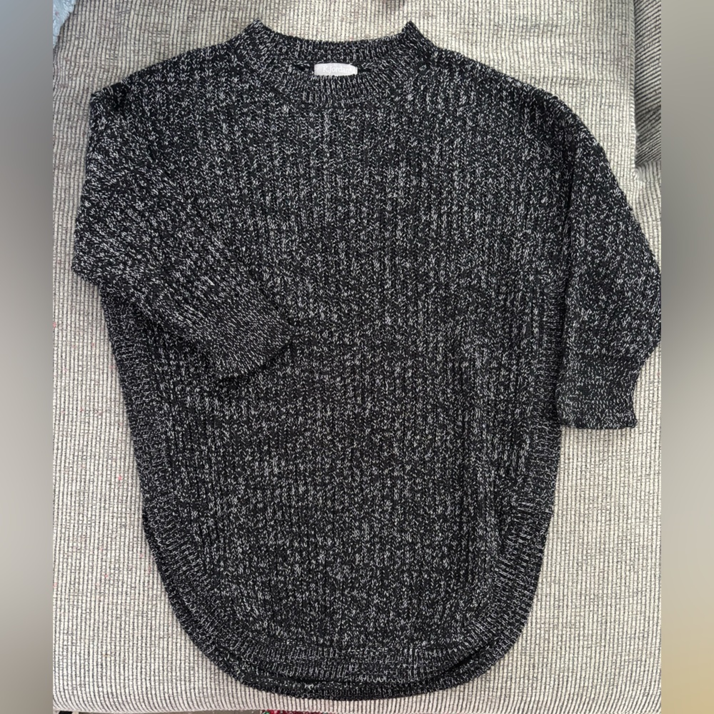 NWOT K. Jordan Women’s Charcoal Crewneck Sweater
